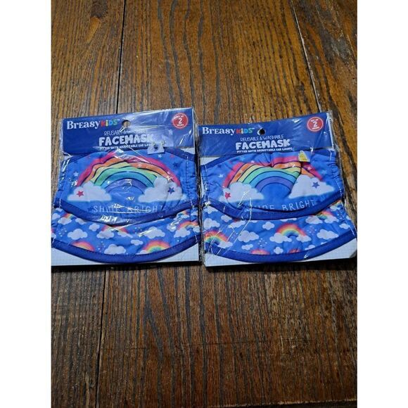 New 4 Breasy Kids Reusable Washable Fitted with Adjustable Ear Loops Facemask - Picture 1 of 3